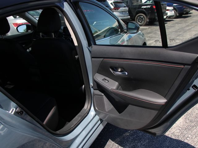 Certified 2025 Nissan Sentra SR w/ SR Premium Package FWD image 28