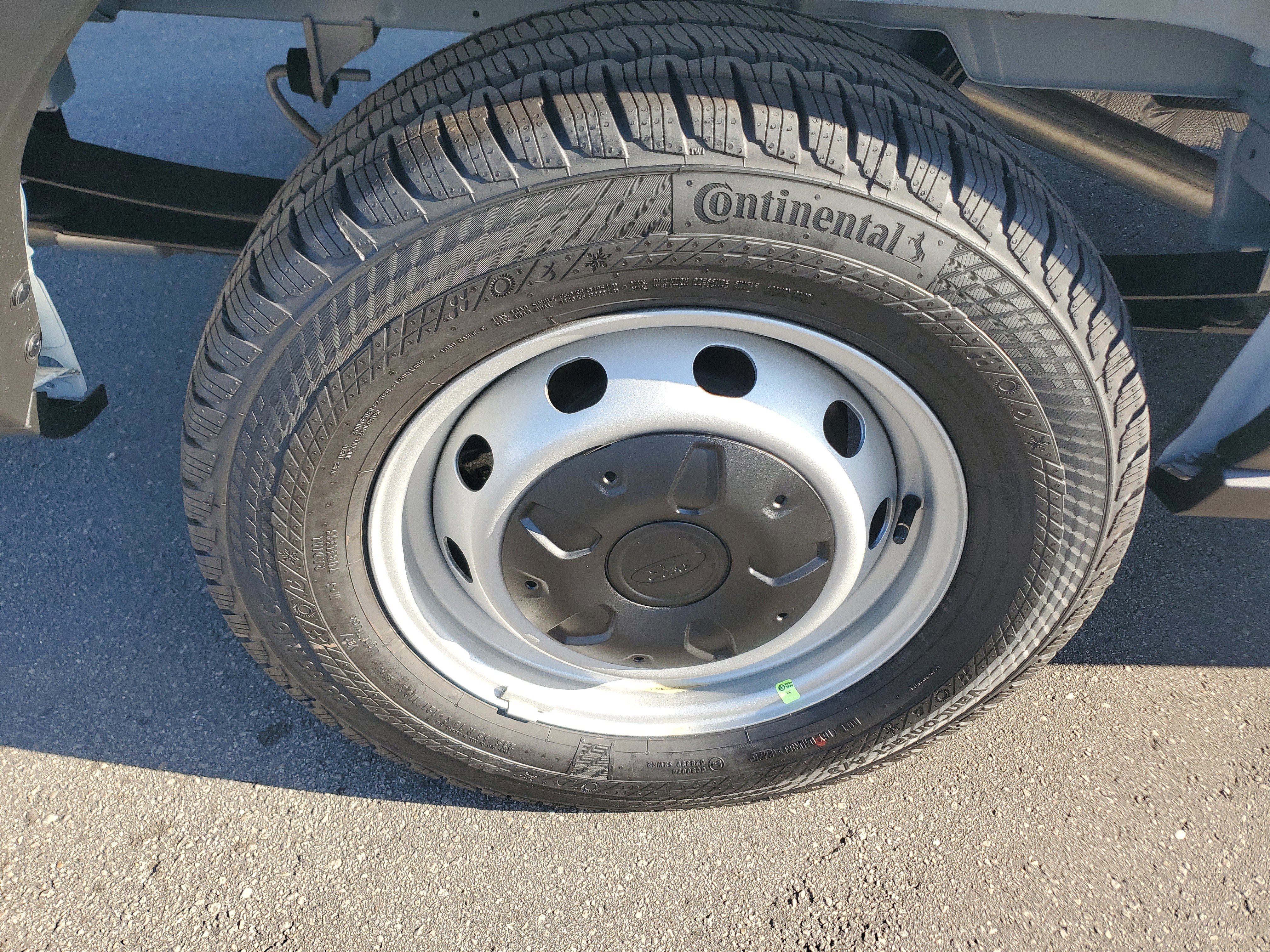 New 2026 Ford Transit 150 Low Roof w/ Load Area Protection Package RWD image 8