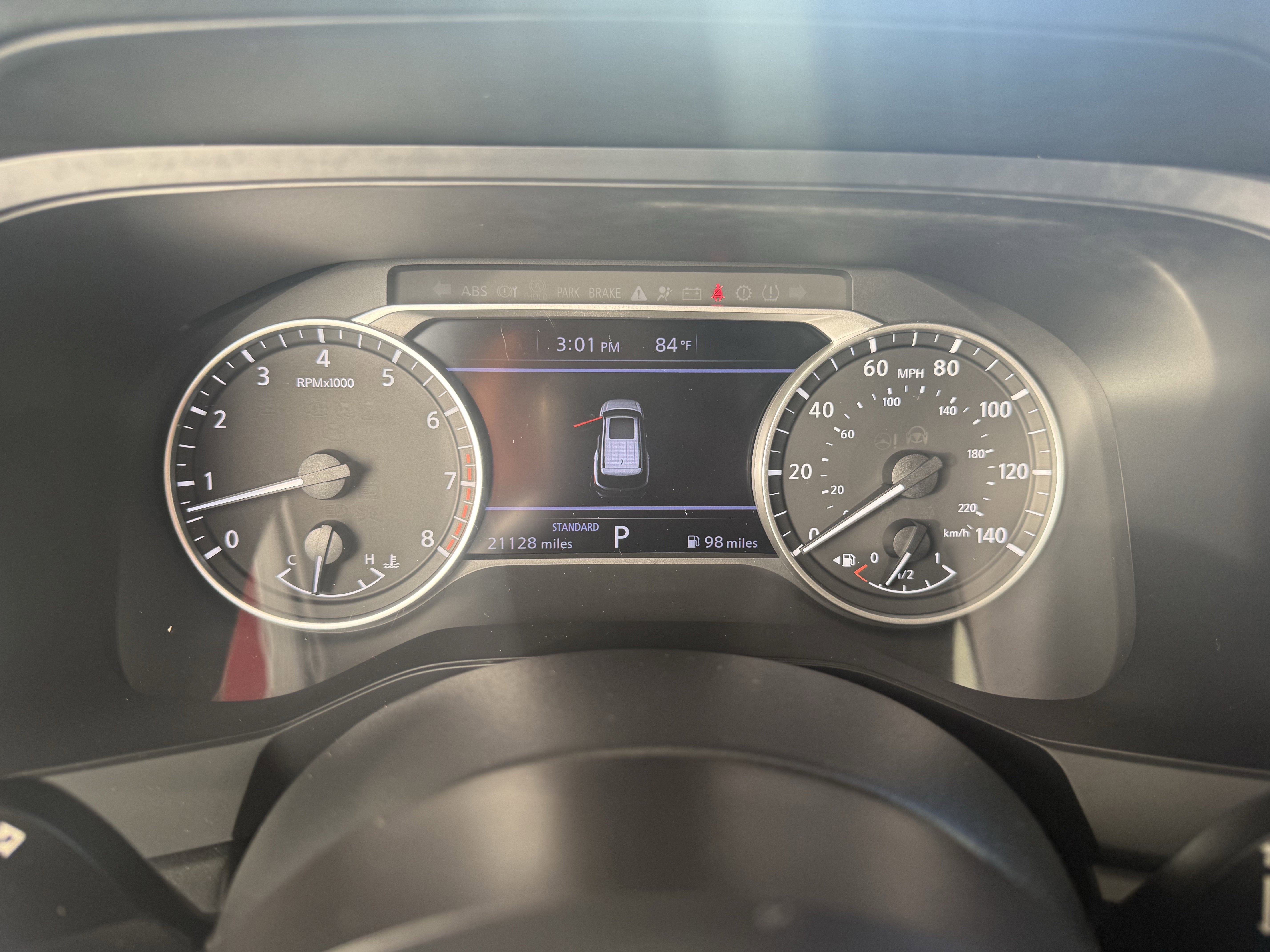 Used 2024 Nissan Pathfinder S image 8