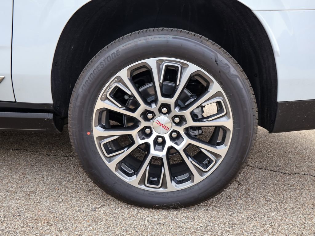 New 2026 GMC Yukon XL Denali image 41