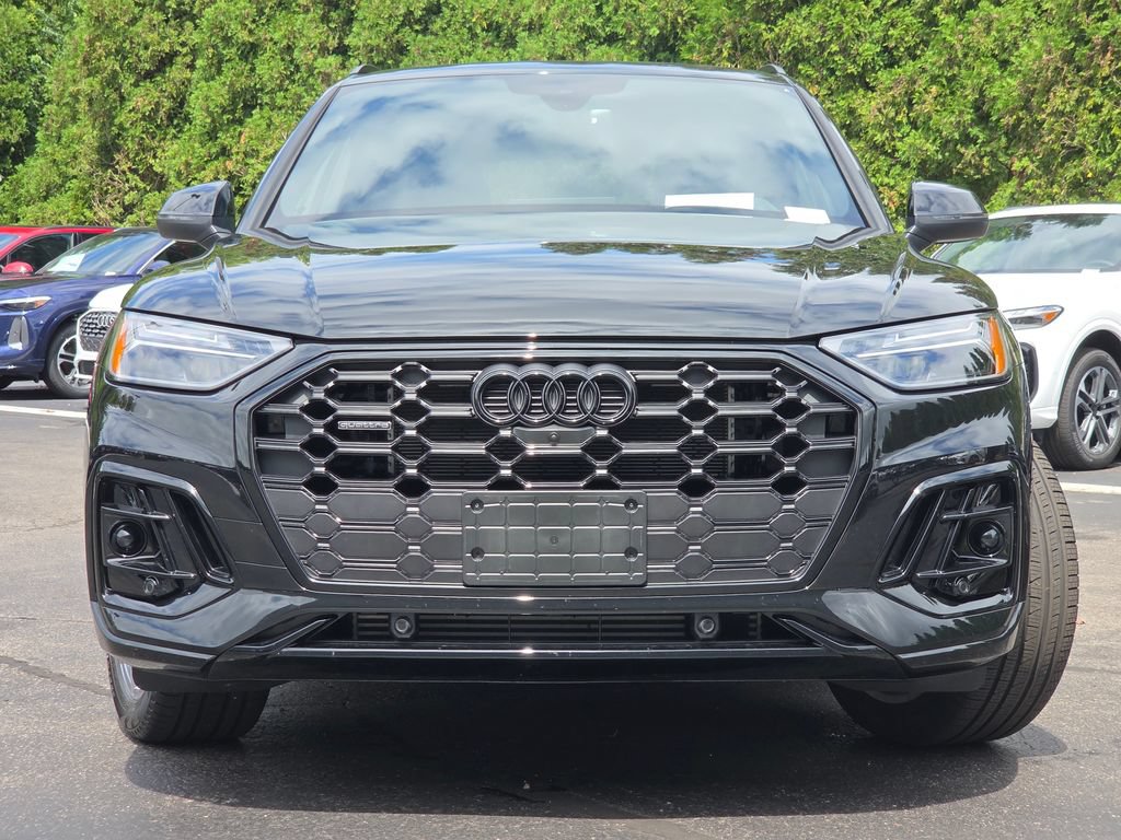 Certified 2024 Audi Q5 e Premium Plus AWD/4WD image 2