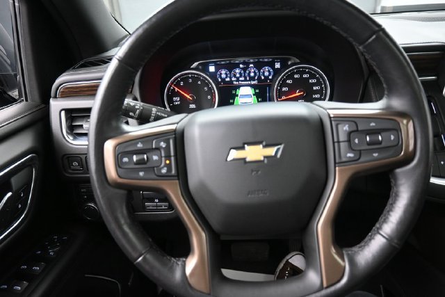 Used 2021 Chevrolet Tahoe High Country w/ Premium Package AWD/4WD image 8