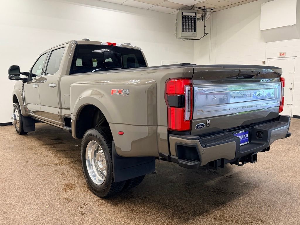 Used 2026 Ford F450 Platinum w/ Platinum Plus Package AWD/4WD image 3