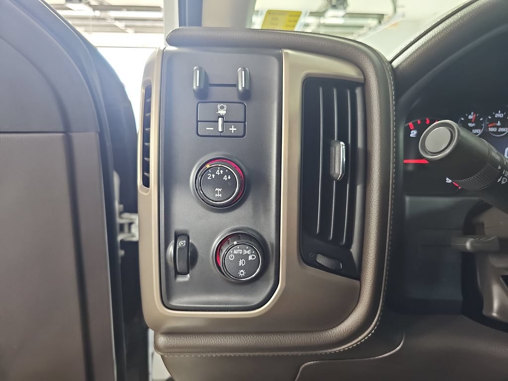 Used 2016 GMC Sierra 3500 Denali w/ Duramax Plus Package AWD/4WD image 31