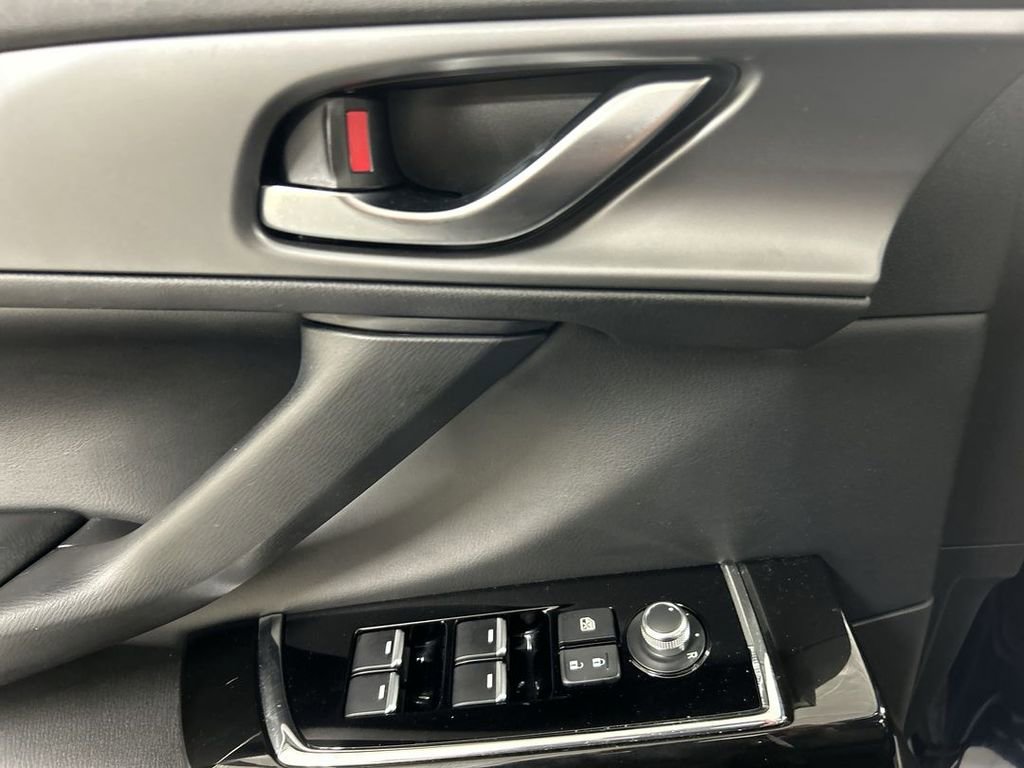 Certified 2023 MAZDA CX-9 Touring Plus AWD/4WD image 11