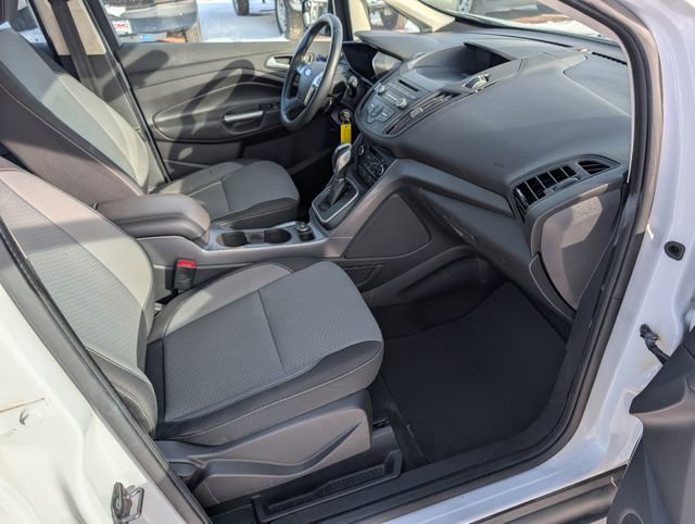 Used 2017 Ford C-MAX SE image 34