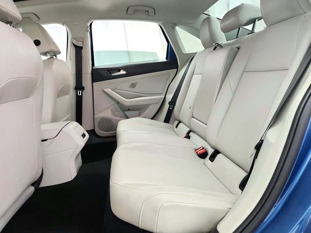 Used 2020 Volkswagen Jetta SEL FWD image 25