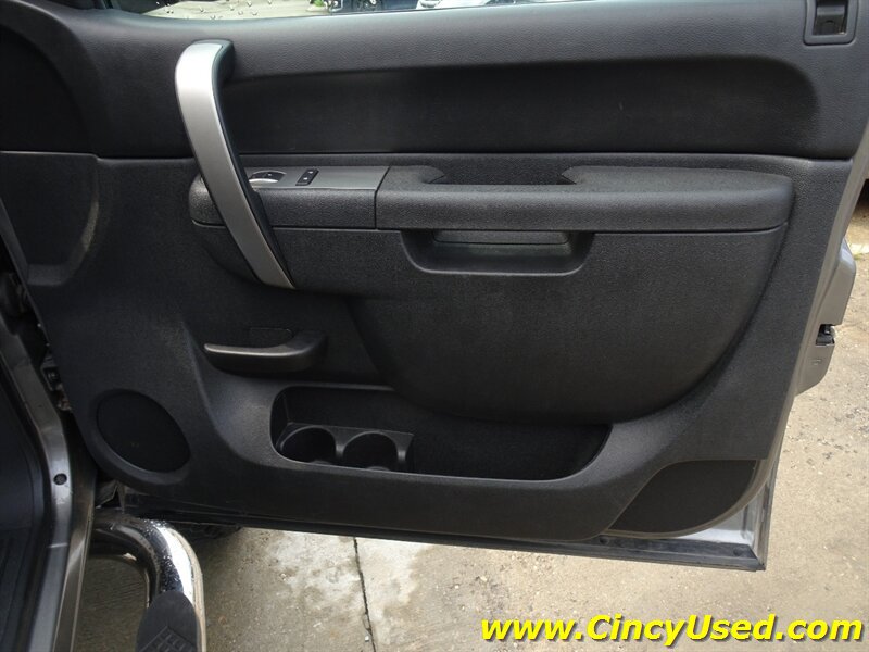 Used 2013 Chevrolet Silverado 2500 LT w/ Interior Plus Package AWD/4WD image 27