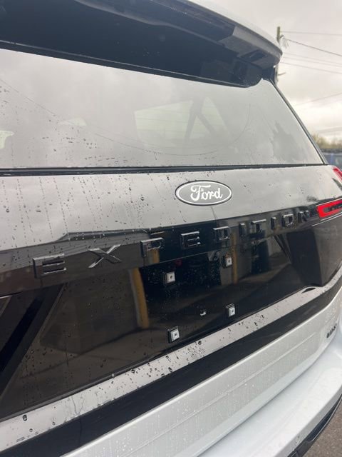 Used 2026 Ford Expedition Max Platinum AWD/4WD image 22