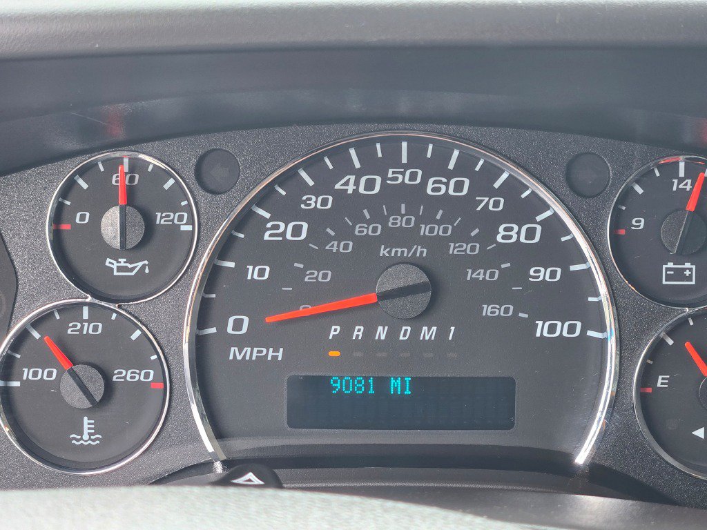 Certified 2024 GMC Savana 2500 w/ Driver Convenience Package RWD image 24