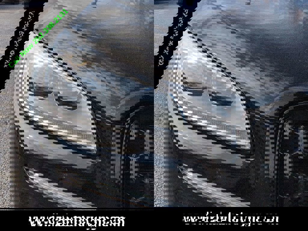 Used 2025 Lincoln Corsair Reserve w/ Equipment Group 202A image 10