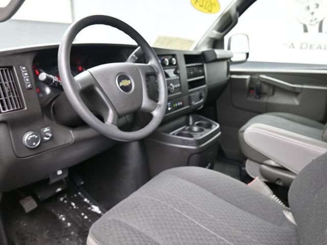 Used 2024 Chevrolet Express 3500 image 13