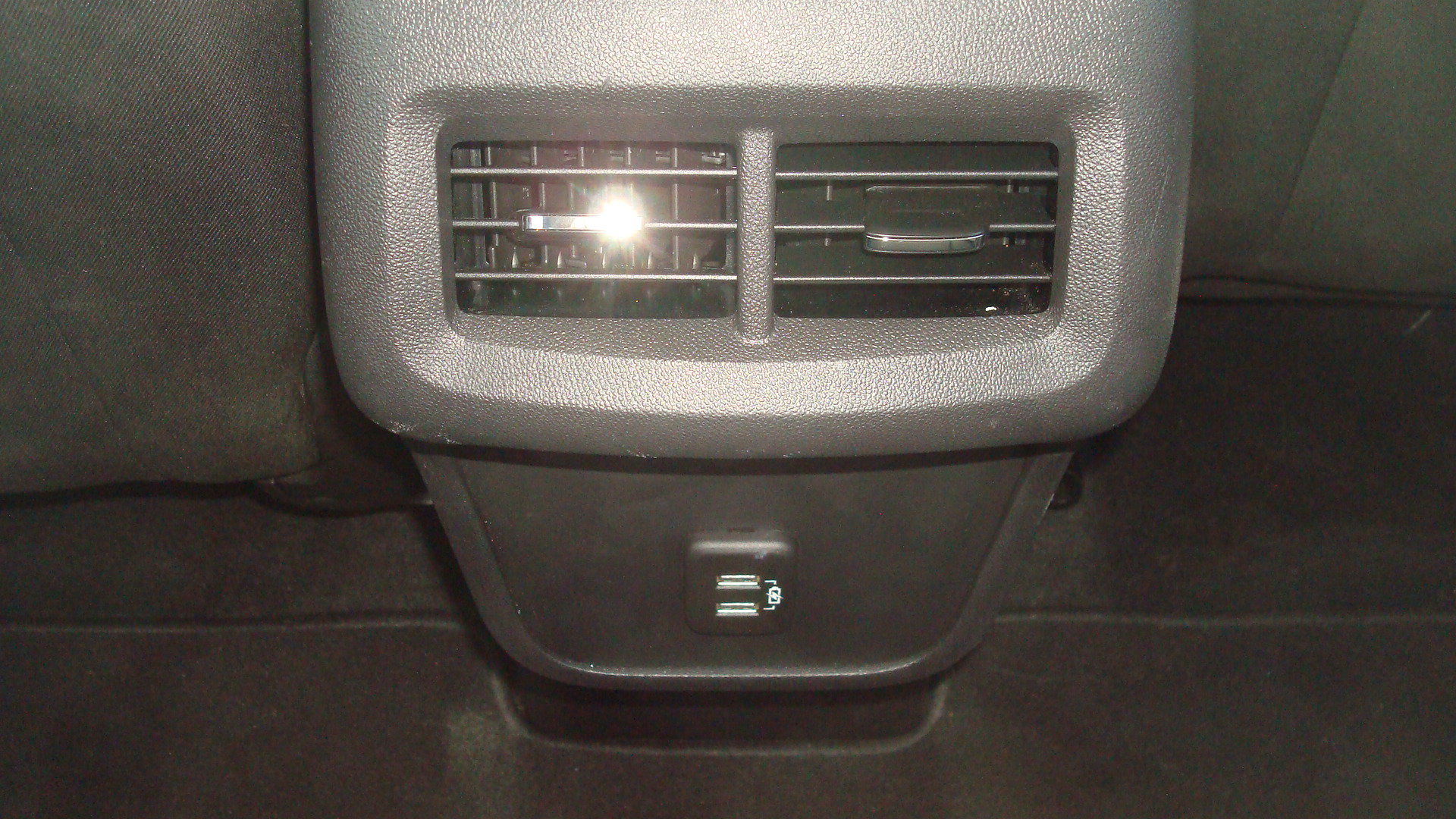 Used 2024 Chevrolet Equinox LT AWD/4WD image 11