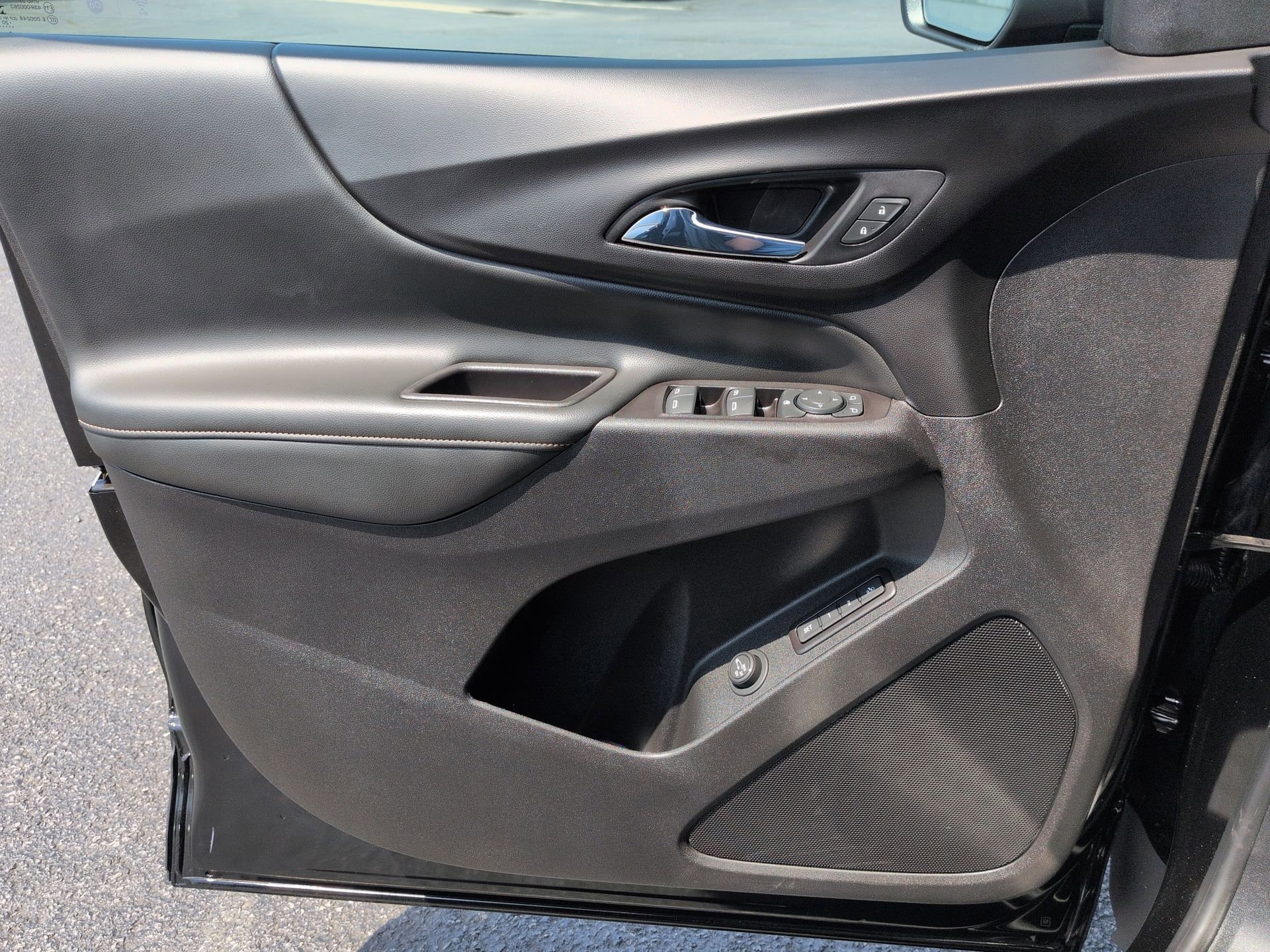 Certified 2020 Chevrolet Equinox Premier w/ Premier Redline Edition AWD/4WD image 22