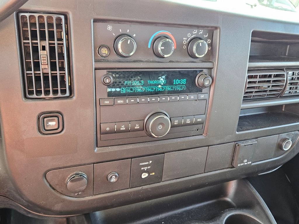 Used 2023 GMC Savana 2500 w/ Driver Convenience Package image 18