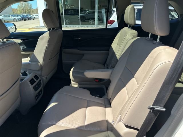 Used 2017 Honda Pilot Elite image 33