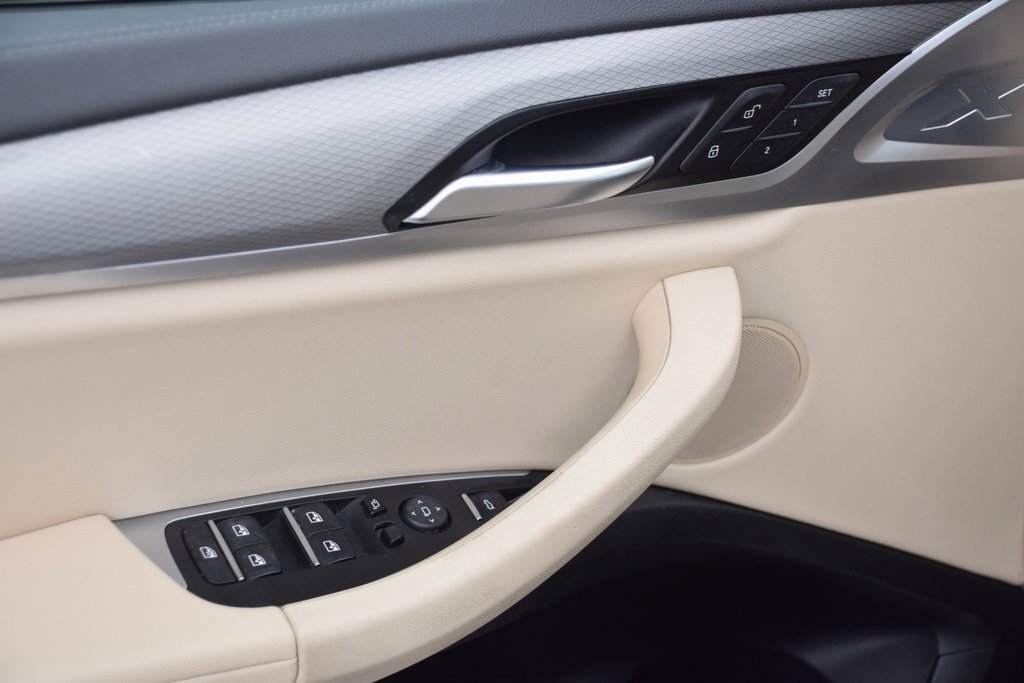 Used 2018 BMW X3 M40i w/ Premium Package image 21