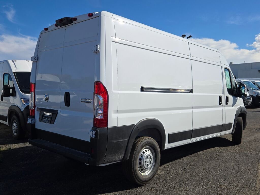 New 2026 RAM ProMaster 2500 w/ Convenience Group image 4