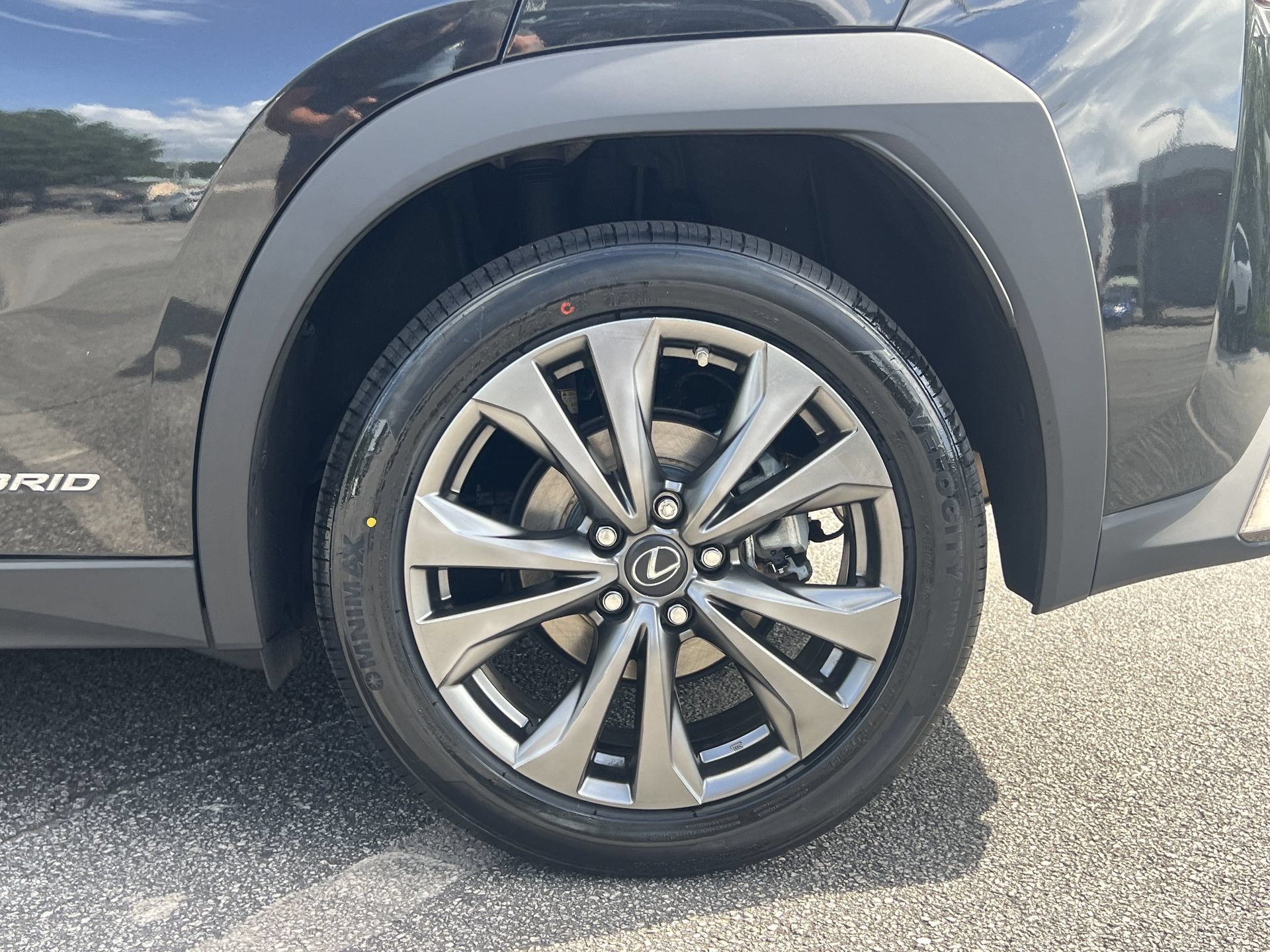 Used 2019 Lexus UX 250h F Sport w/ F Sport Premium Package AWD/4WD image 30