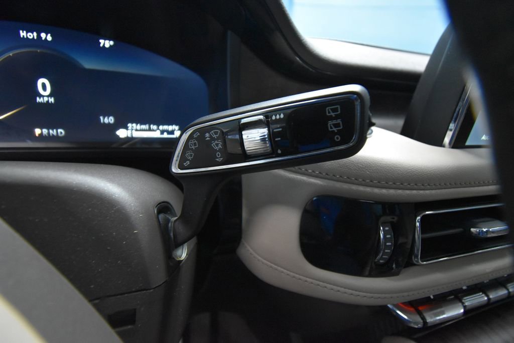 Used 2021 Lincoln Aviator Reserve w/ Elements Package Plus image 17