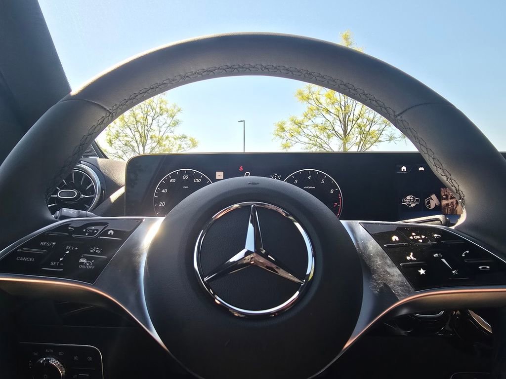 New 2026 Mercedes-Benz GLA 250 4MATIC image 28
