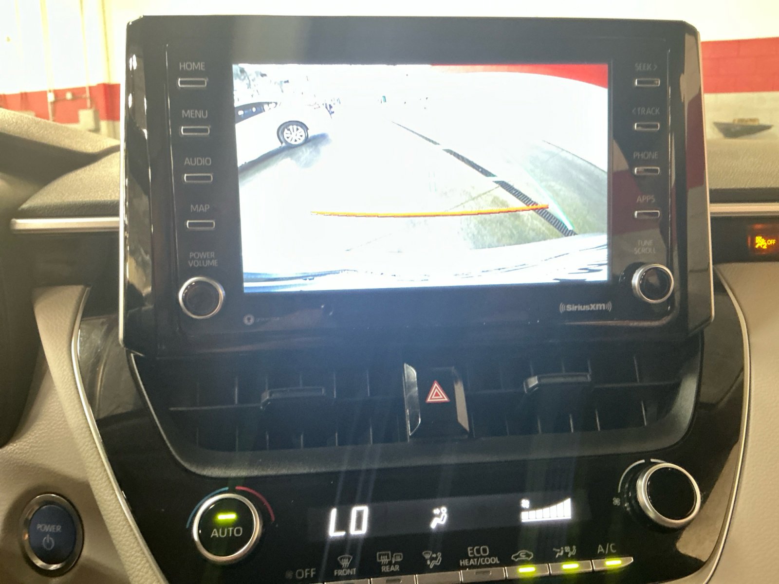 Certified 2021 Toyota Corolla LE FWD image 29
