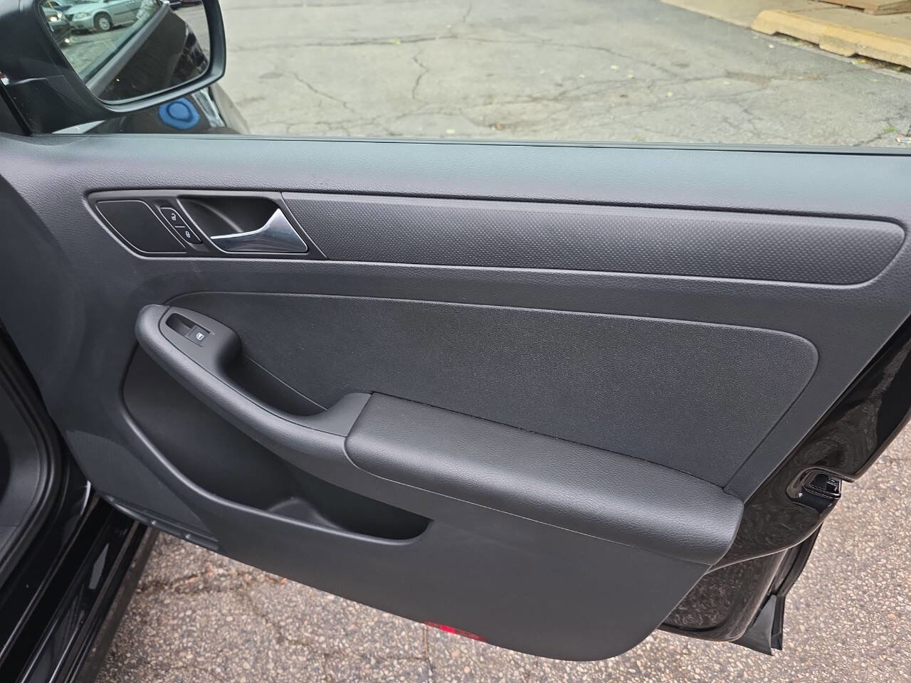 Used 2016 Volkswagen Jetta S image 23