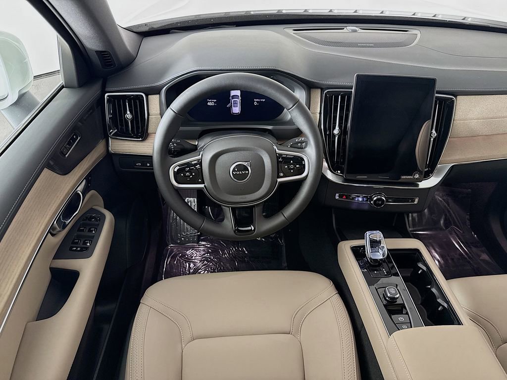 New 2026 Volvo XC90 T8 Plus w/ Protection Package Premier image 24