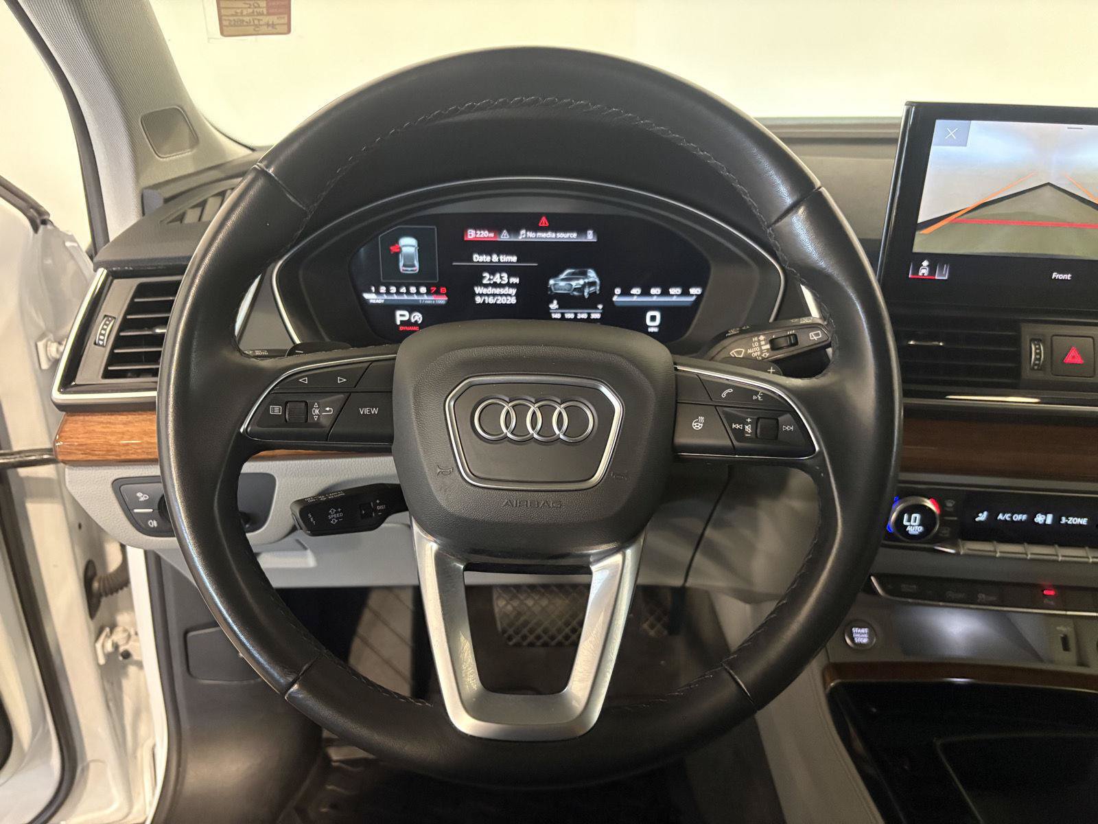 Used 2023 Audi Q5 2.0T Premium Plus AWD/4WD image 18