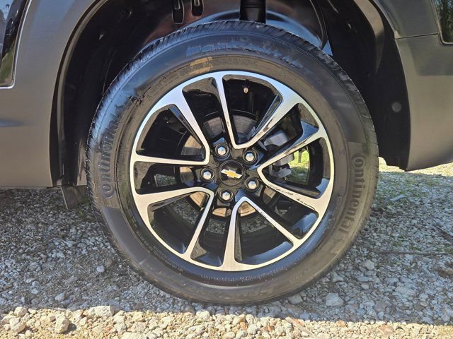Used 2025 Chevrolet TrailBlazer LT AWD/4WD image 32