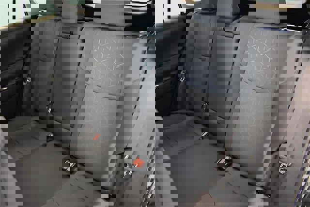 Used 2025 Toyota RAV4 XLE image 7