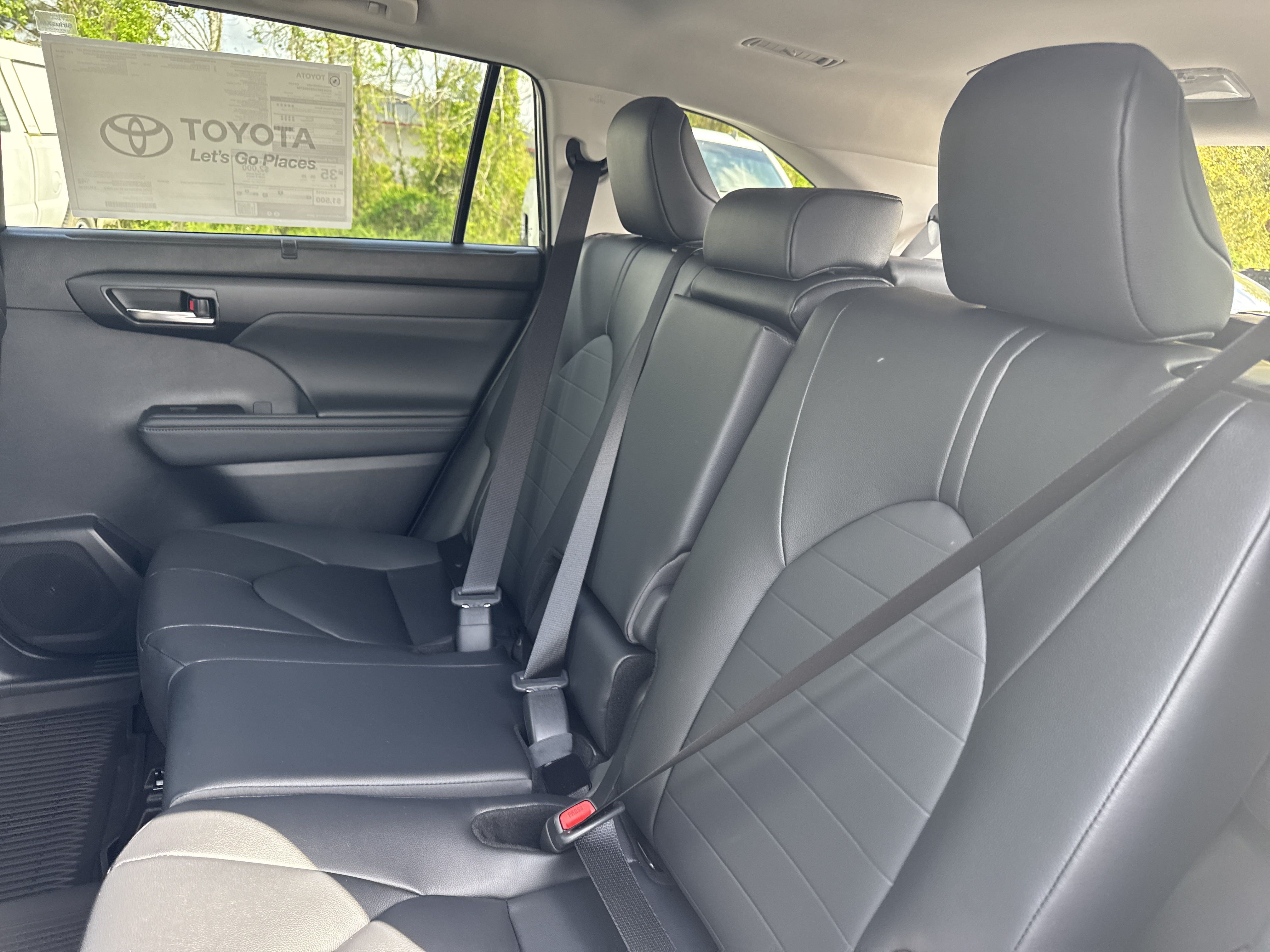 New 2025 Toyota Highlander XLE AWD/4WD image 24