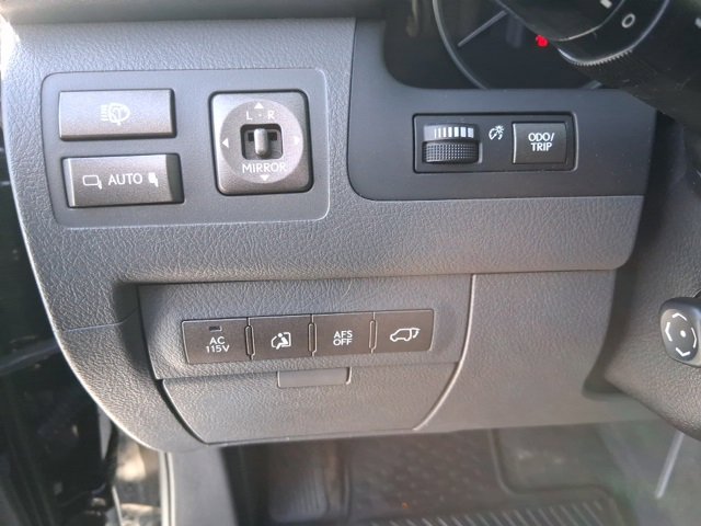 Used 2009 Lexus LX 570 4WD image 15