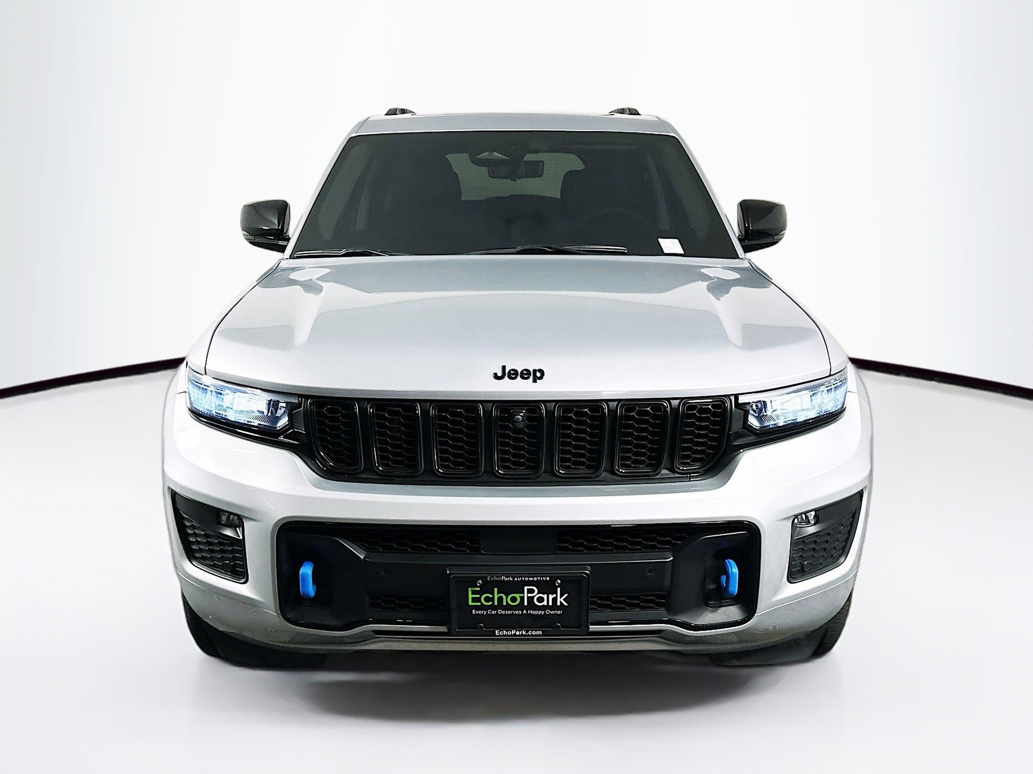 Used 2023 Jeep Grand Cherokee 30th Anniversary AWD/4WD image 2