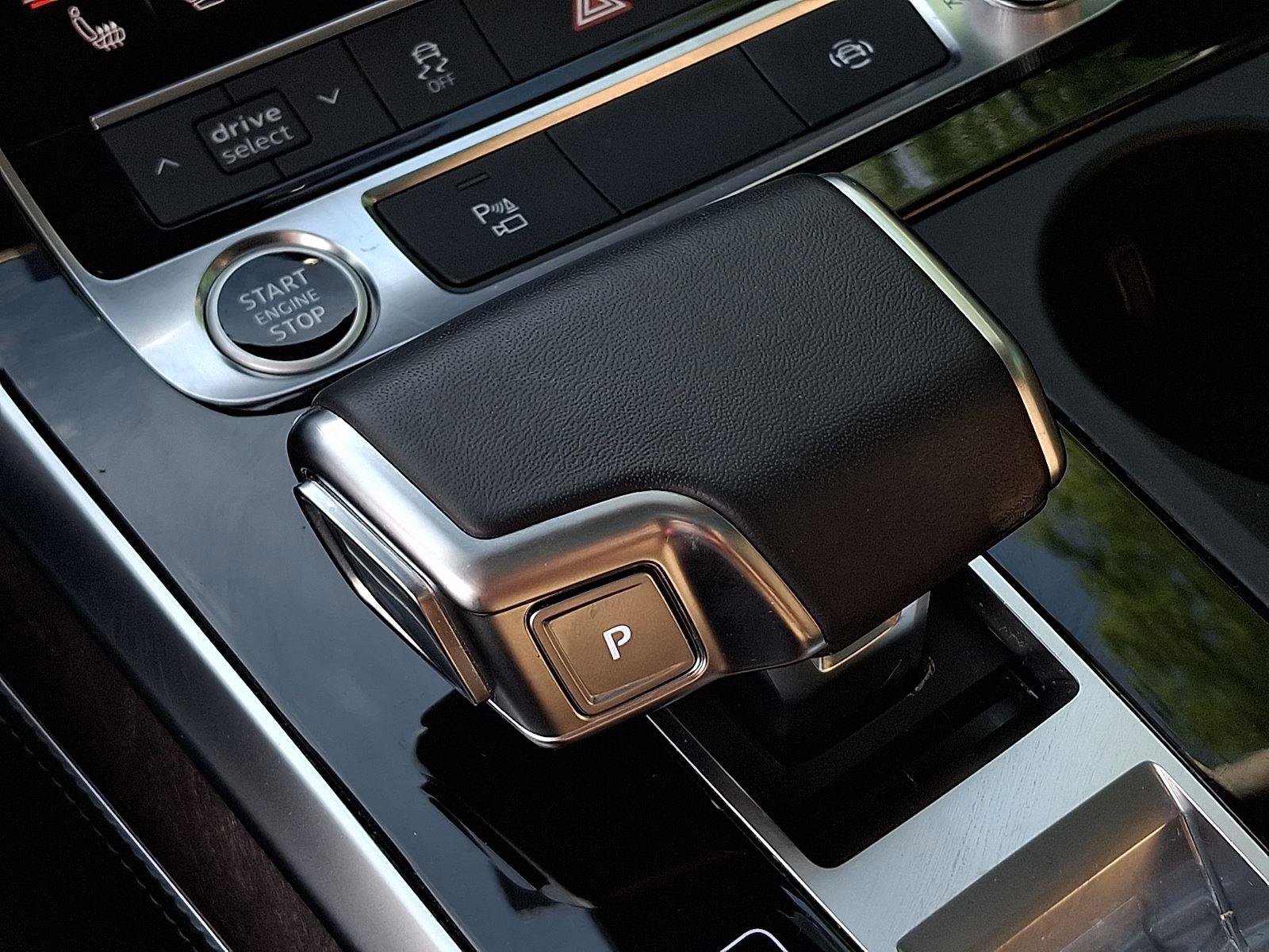 Used 2025 Audi Q7 3.0T Premium Plus image 15