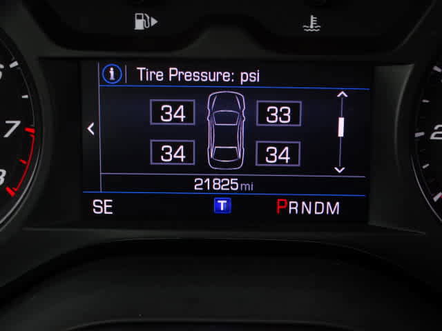 Used 2023 Chevrolet Camaro LT w/ RS Package image 32