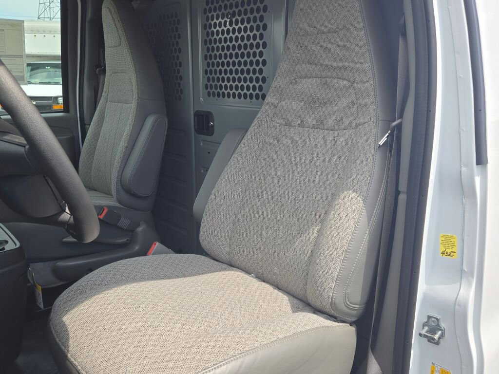 New 2025 Chevrolet Express 2500 w/ Driver Convenience Package image 17