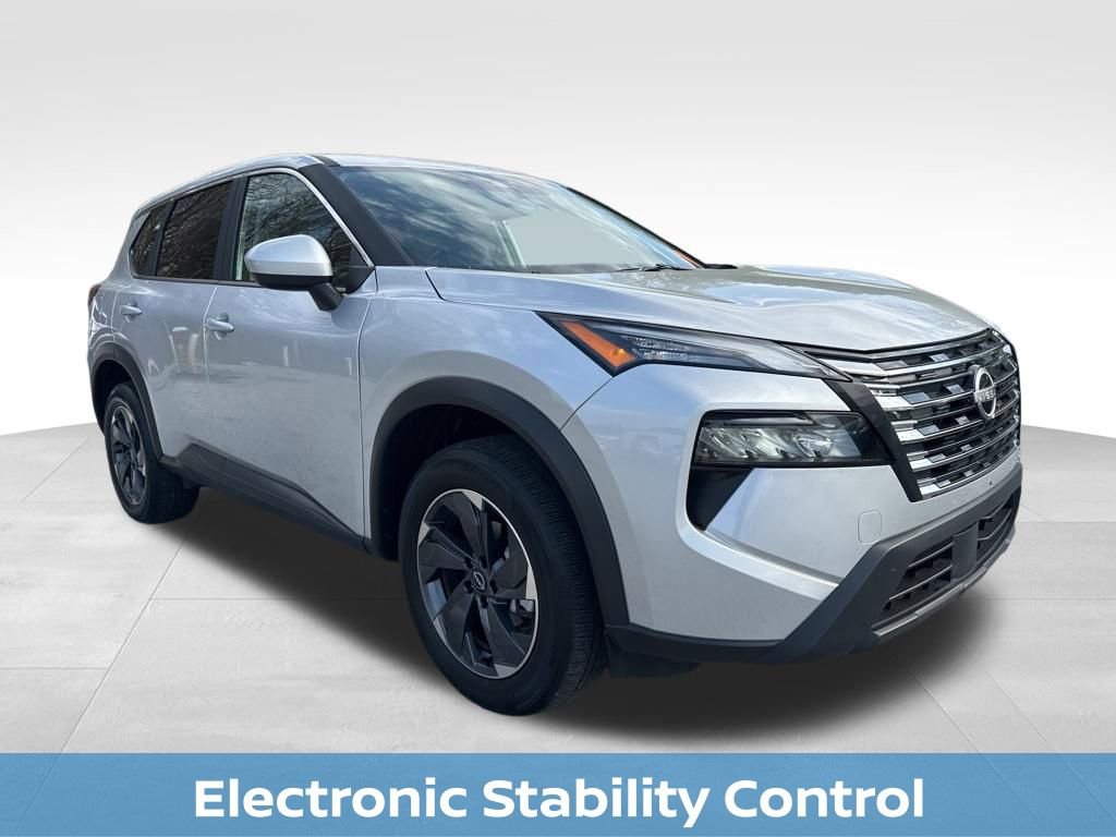 Used 2025 Nissan Rogue SV image 11