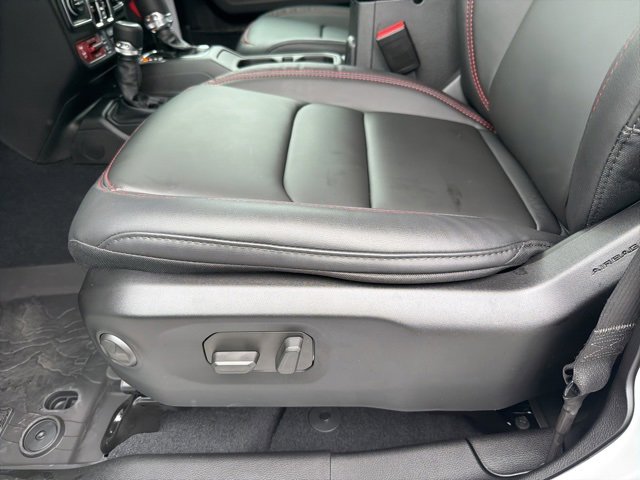 New 2026 Jeep Wrangler Unlimited Rubicon w/ Safety Group image 9