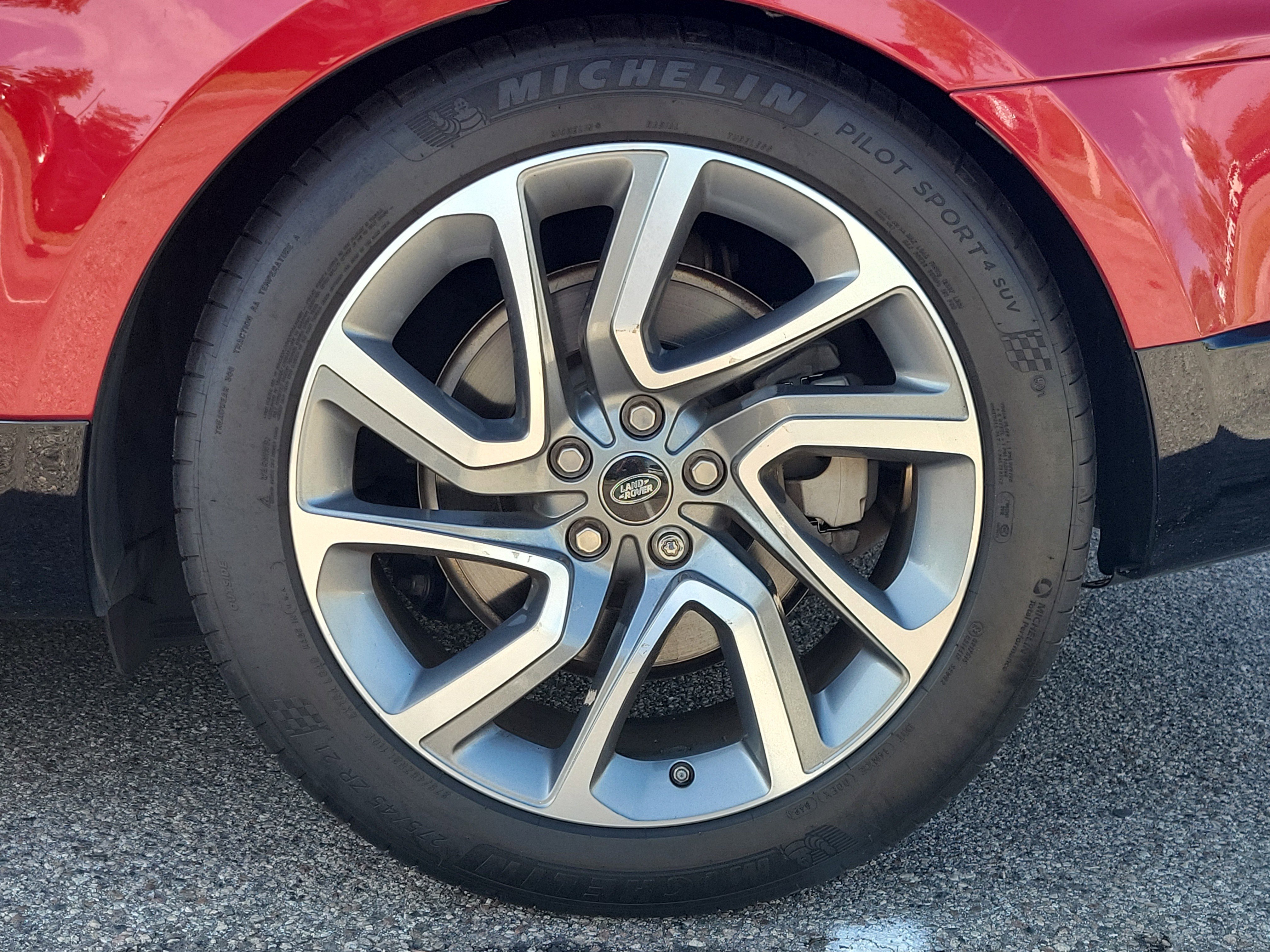 Used 2019 Land Rover Range Rover Sport HSE image 9