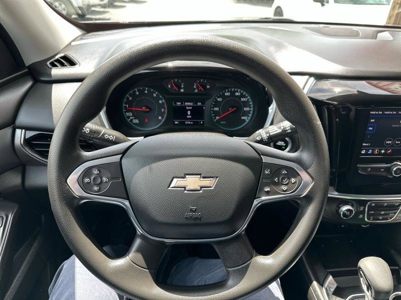 Used 2021 Chevrolet Traverse LS AWD/4WD image 18