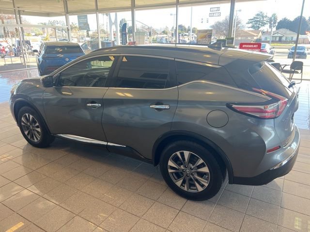 Used 2017 Nissan Murano SV image 10