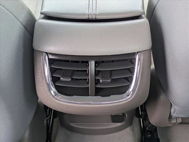 Used 2022 Chevrolet Malibu LT FWD image 16