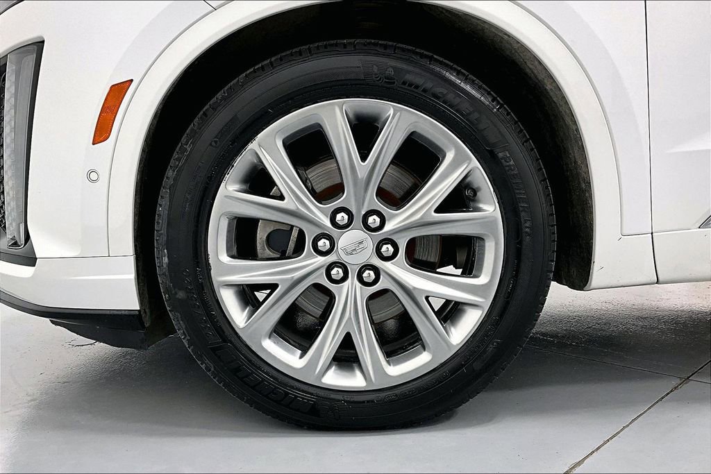 Used 2020 Cadillac XT6 Sport w/ Platinum Package image 11