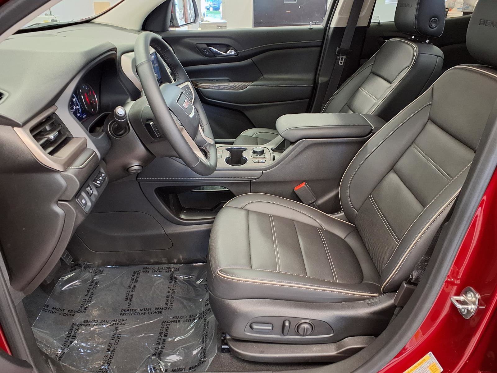 Used 2023 GMC Acadia Denali w/ Denali Ultimate Package AWD/4WD image 20