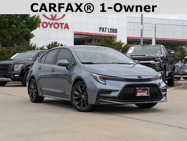 Used 2025 Toyota Corolla SE image 2