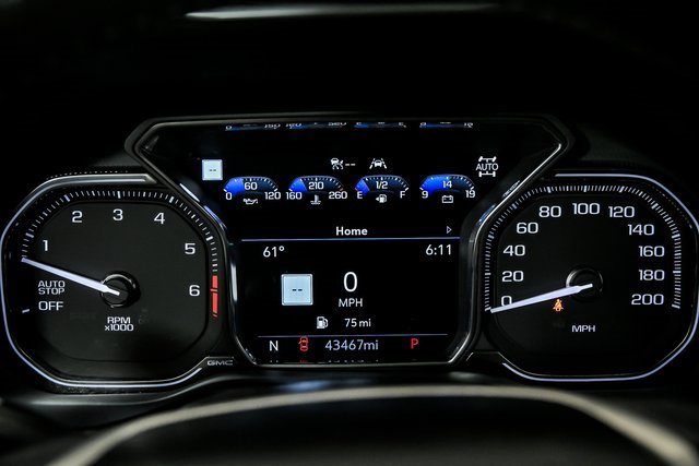 Used 2021 GMC Yukon Denali w/ Denali Premium Package image 19