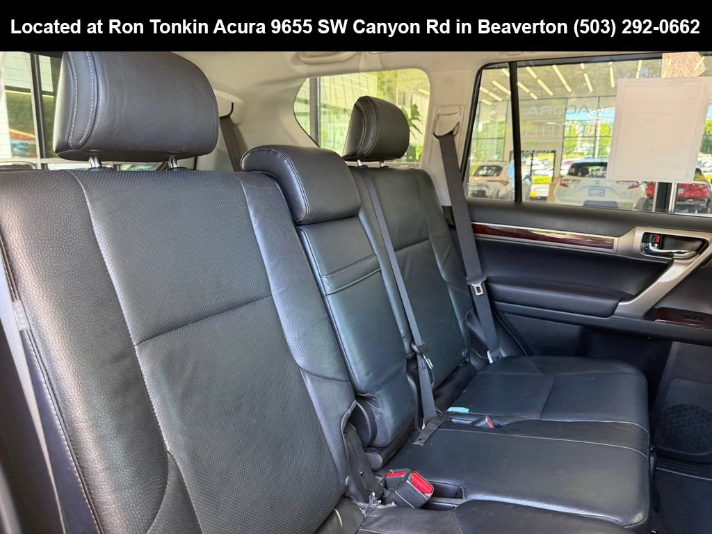 Used 2016 Lexus GX 460 w/ Premium Package AWD/4WD image 29