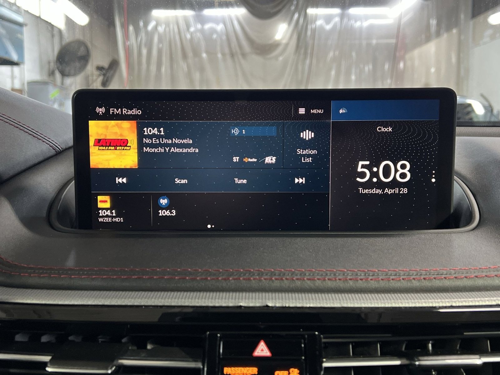 Used 2023 Acura MDX A-Spec AWD/4WD image 18
