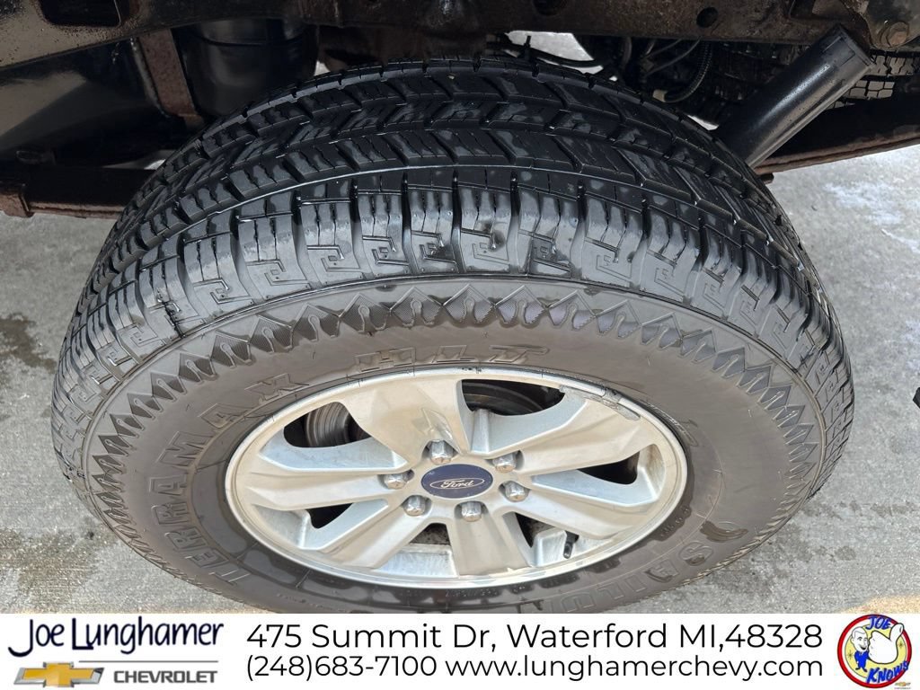 Used 2016 Ford F150 XL w/ Equipment Group 101A Mid AWD/4WD image 12